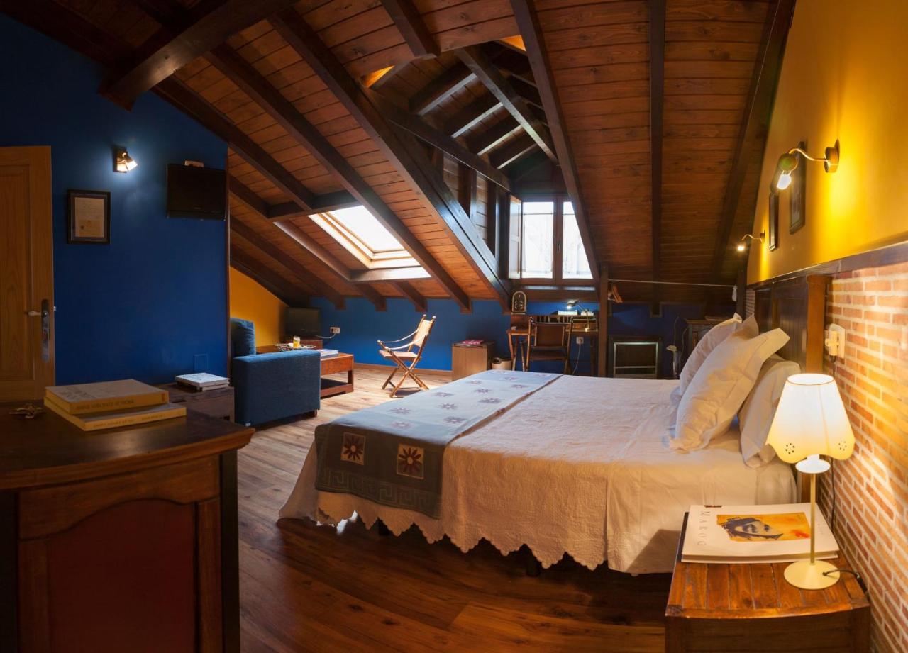 Micro-Hostal La Puerta Del Perdon Villafranca Del Bierzo Eksteriør bilde