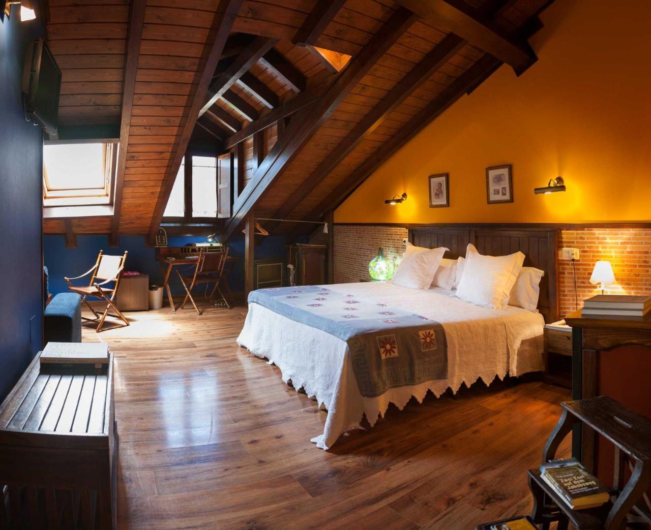 Micro-Hostal La Puerta Del Perdon Villafranca Del Bierzo Eksteriør bilde